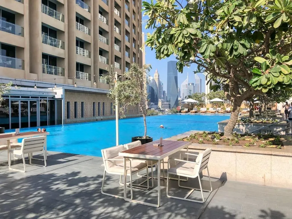 Guestready Holiday Homes - Downtown Dubai Delight Apartment