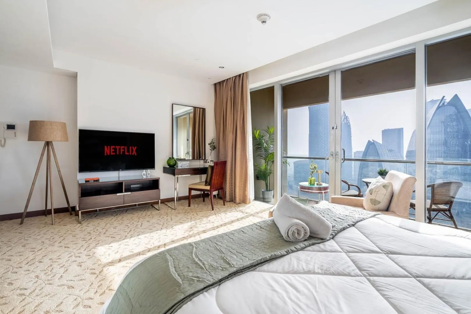 Apartment Guestready Holiday Homes - Downtown Dubai Delight